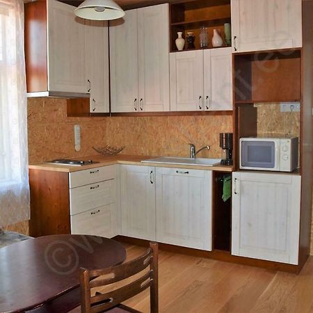 Private Apartment In The Centre Of Parnu/Pernau Екстериор снимка