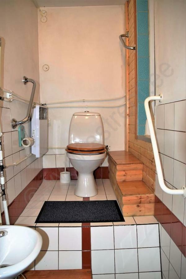 Private Apartment In The Centre Of Parnu/Pernau Екстериор снимка